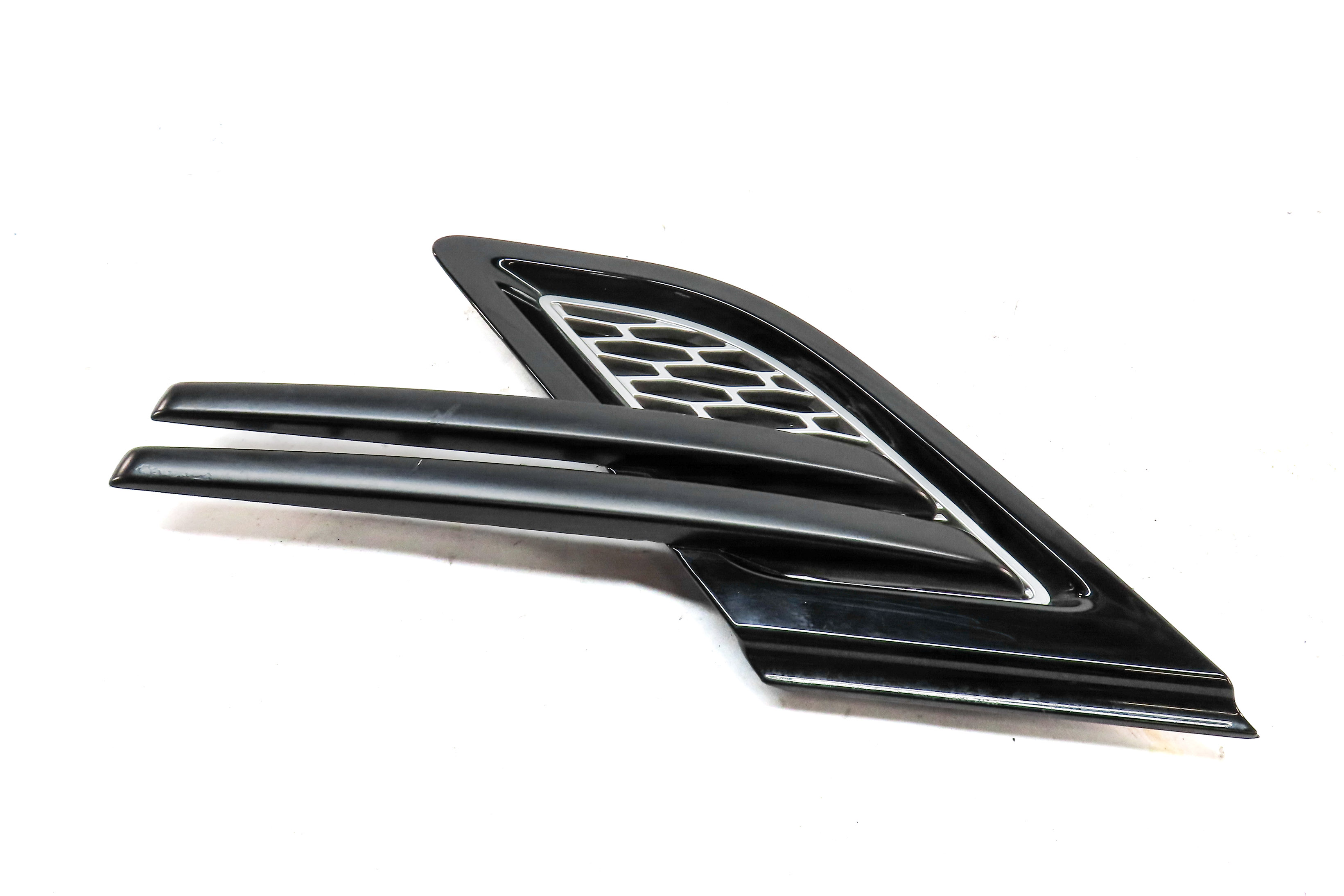 15 LAND RANGE ROVER SPORT L494 FRONT LEFT DRIVER FENDER GRILLE TRIM BLACK/SILVER — exact item pictured